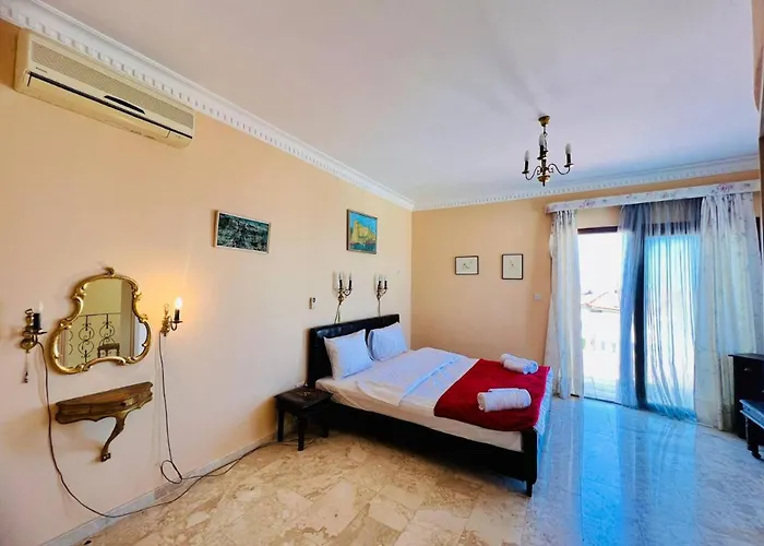 Rosa By Holidaykeys Villa *