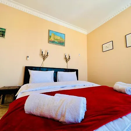 Rosa By Holidaykeys וילה