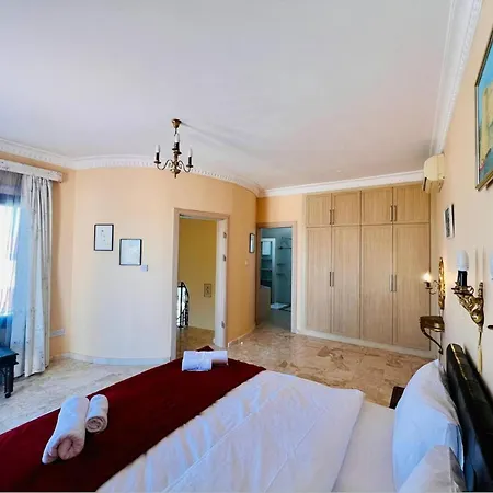 Rosa By Holidaykeys *